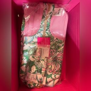New in box Lilly Pulitzer luggage tag and shoe bag